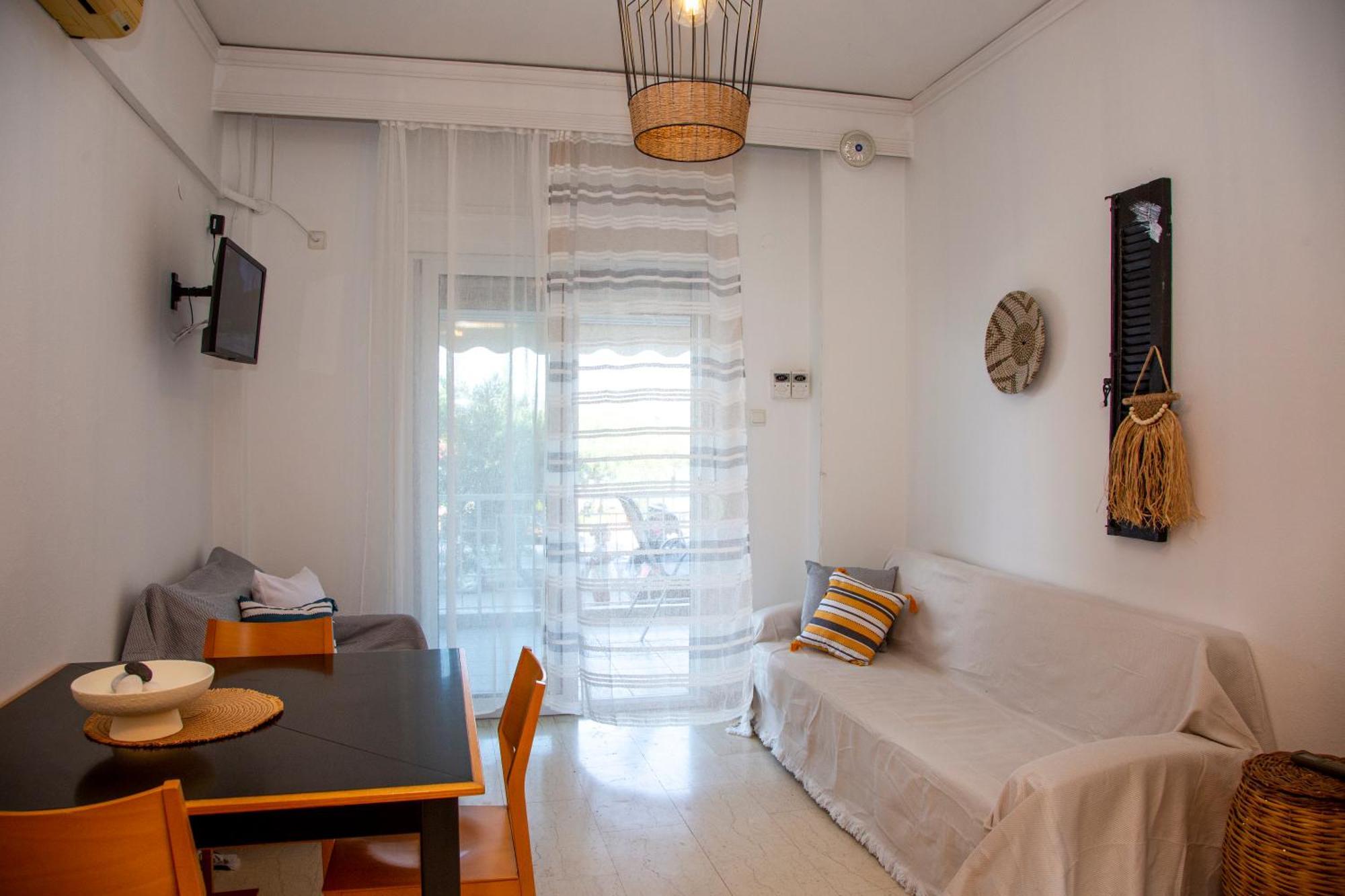 Seamoon Apartment Néa Péramos Екстериор снимка