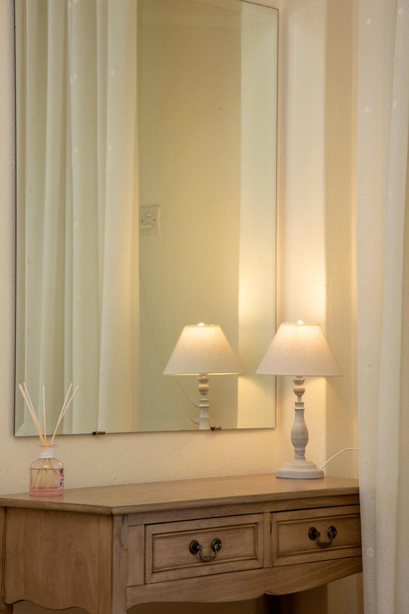 Seamoon Apartment Néa Péramos Екстериор снимка