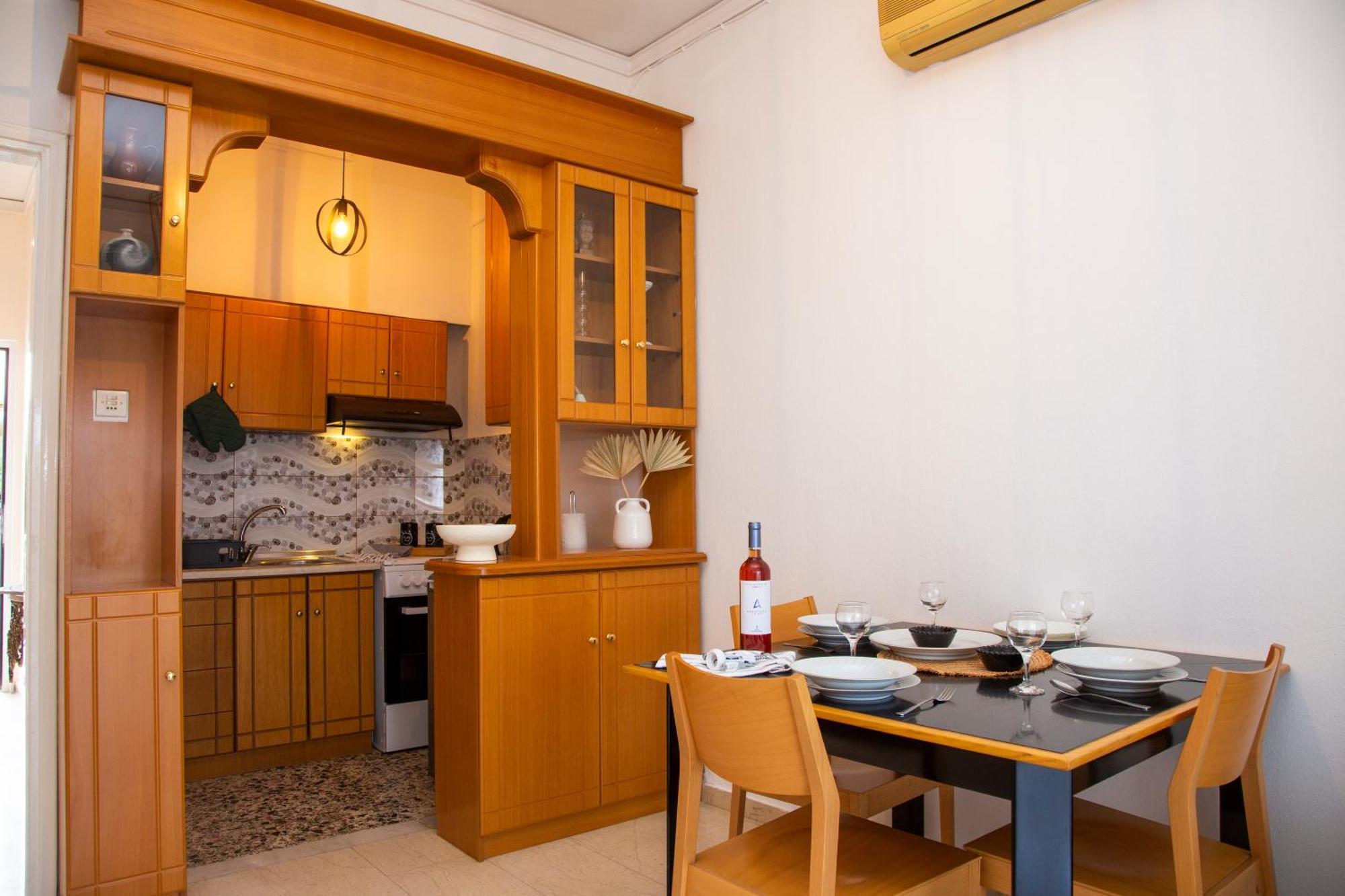 Seamoon Apartment Néa Péramos Екстериор снимка